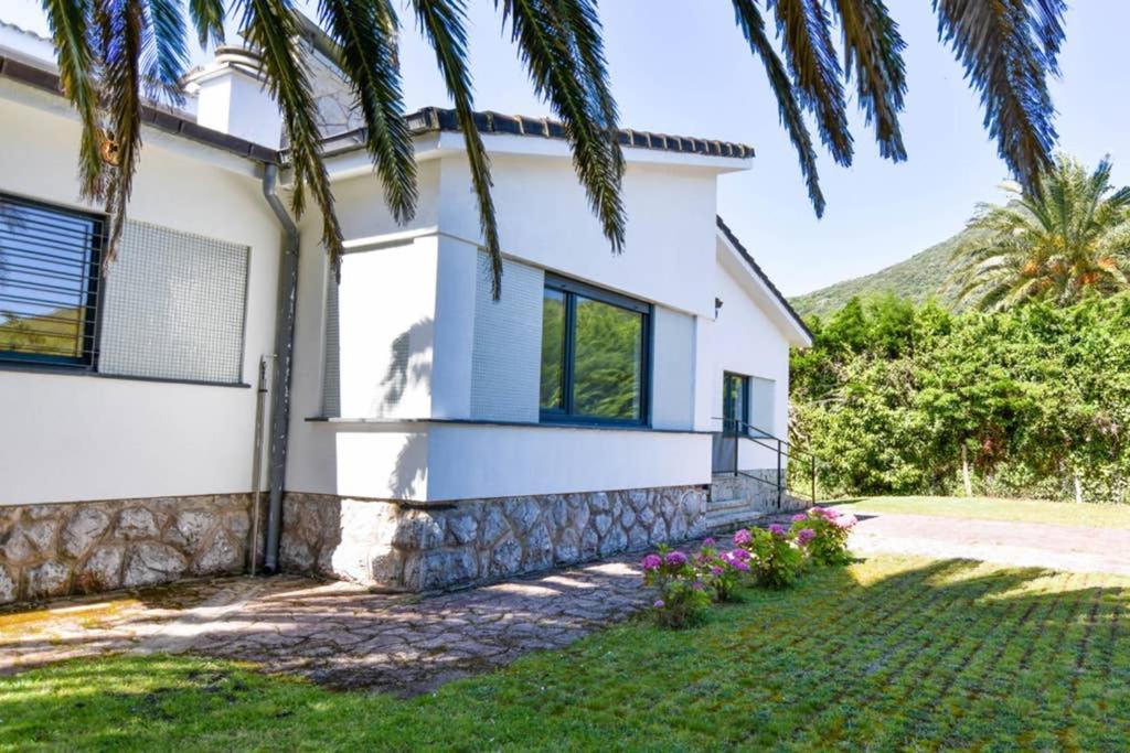 Villa ¡Nuevo! Espectacular casa en la playa de Berria Santoña Exterior foto